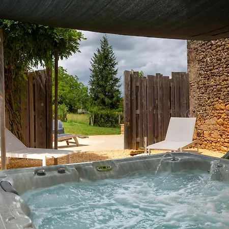 Dreamy Retreat In Tatil Evi Loubejac